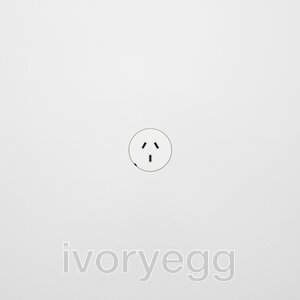 Single Outlet - Matte White